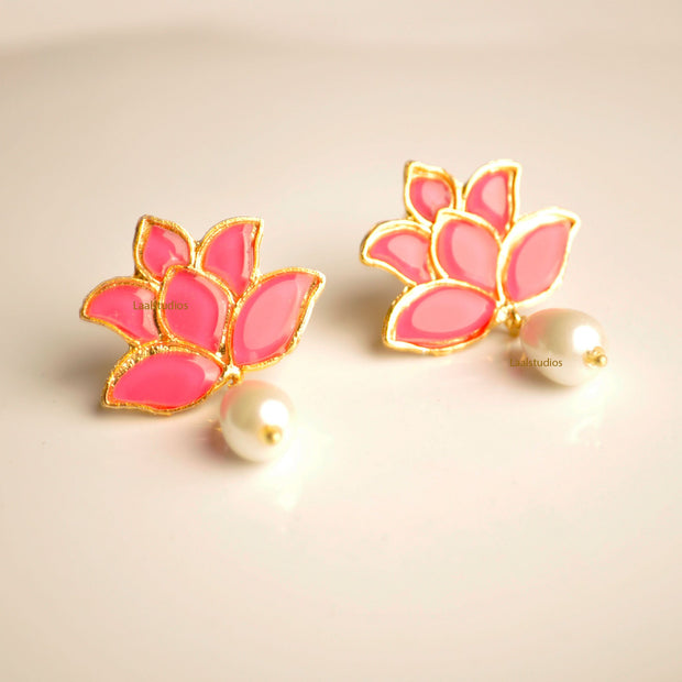 Kanwal Earrings