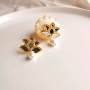 Kanwal Earrings