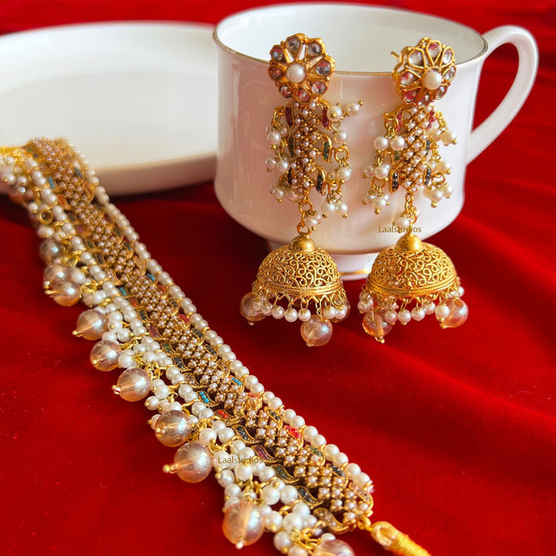 Mehrunisa Chokar & Earrings